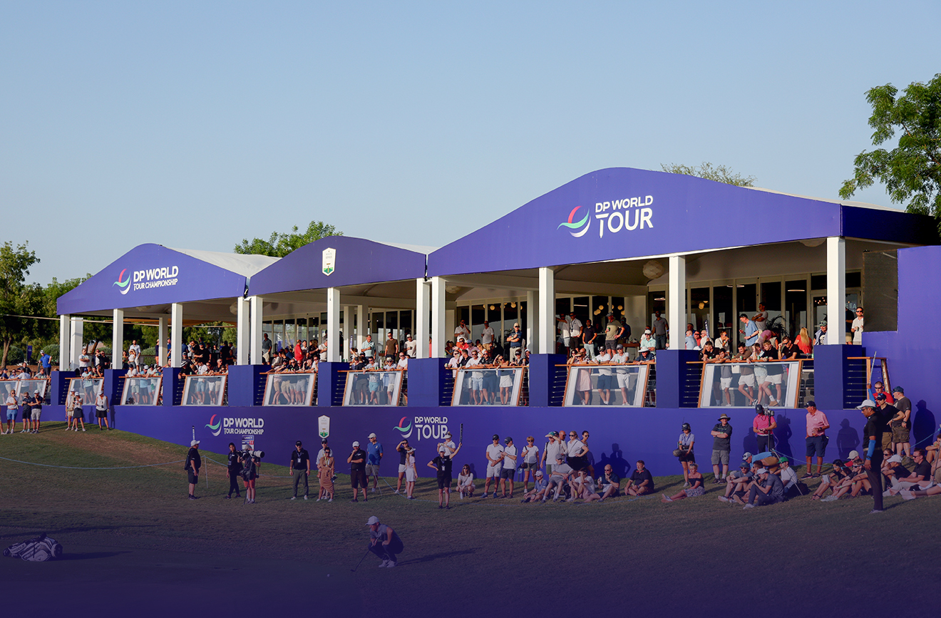 Guests in the Earth Lounge overlooking the 16th green