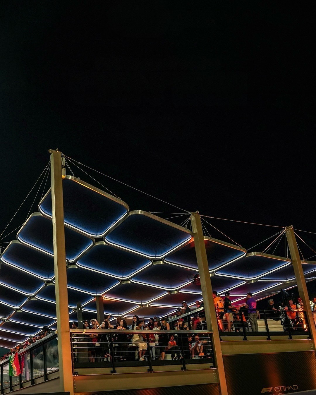 The 16/360 terraces under the lights